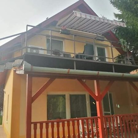 Fuzfa Apartmanhaz 陶马希 外观 照片