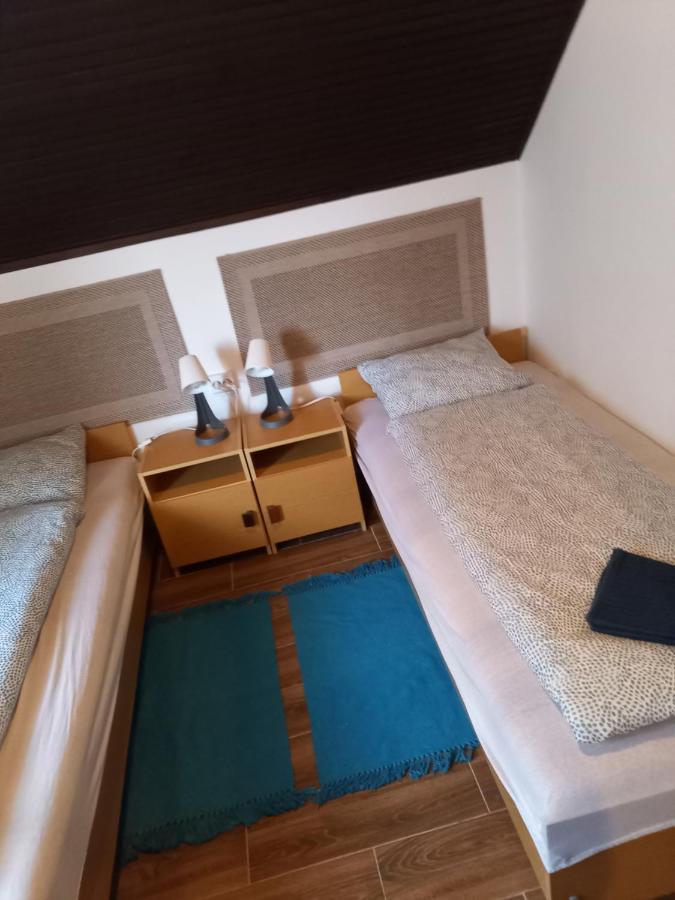 Fuzfa Apartmanhaz 陶马希 客房 照片